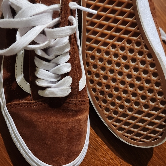 brown suede vans - Picture 3 of 4